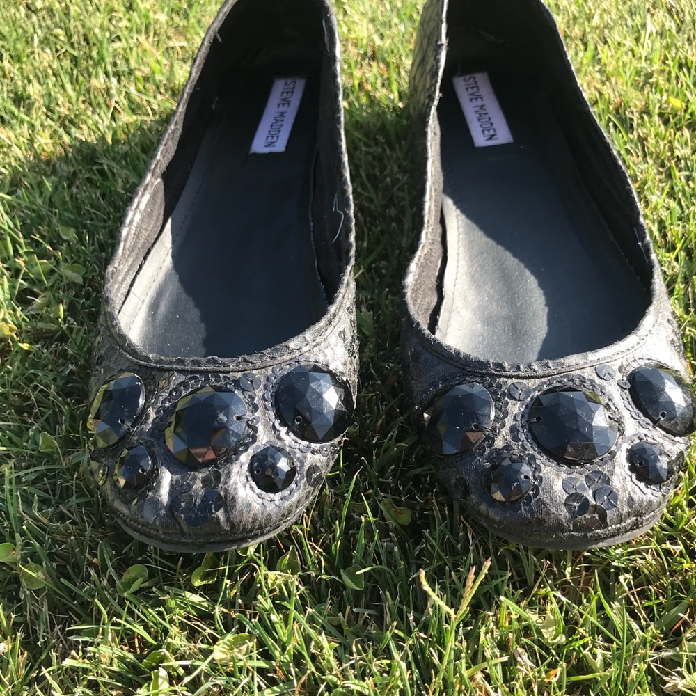 Steve Madden Embellished Black Snake Skin Flats